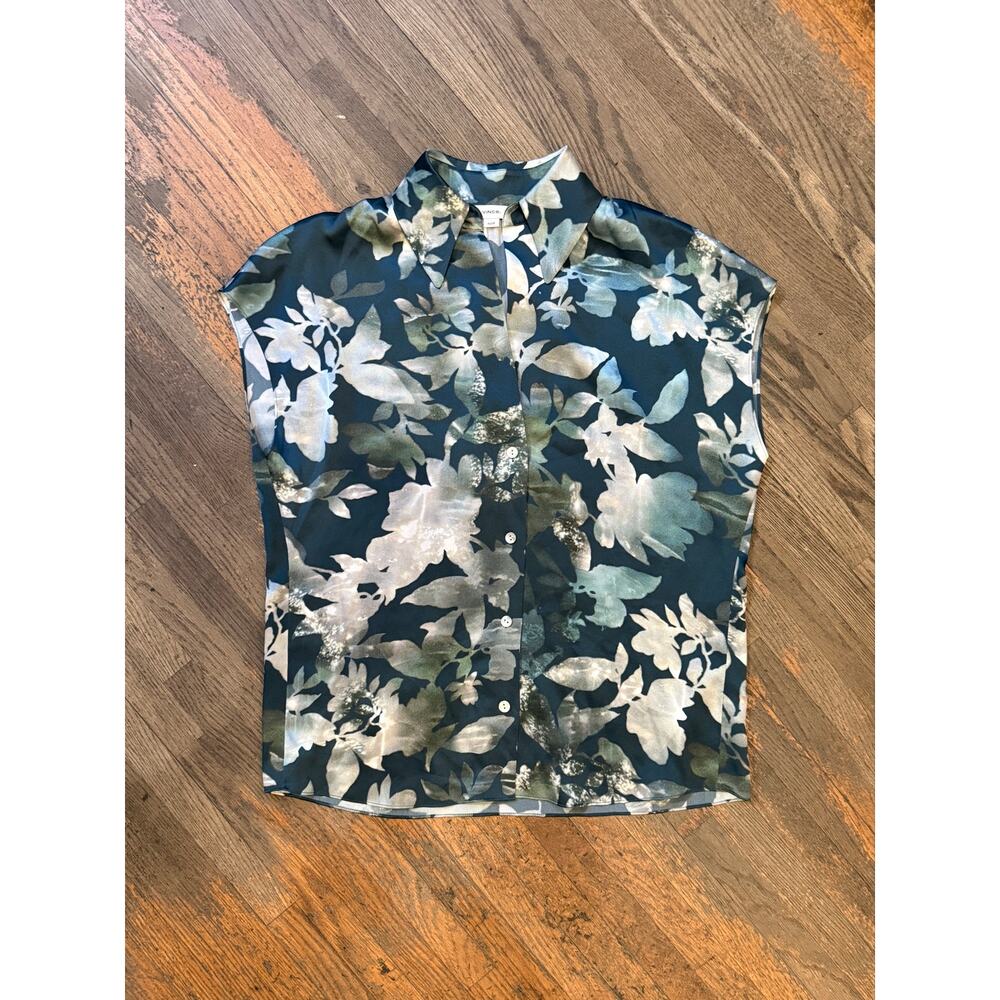 Vince Shimmer Lake Silk Floral Blouse | Cap Sleeve Button Front | XS - Picture 3 of 6